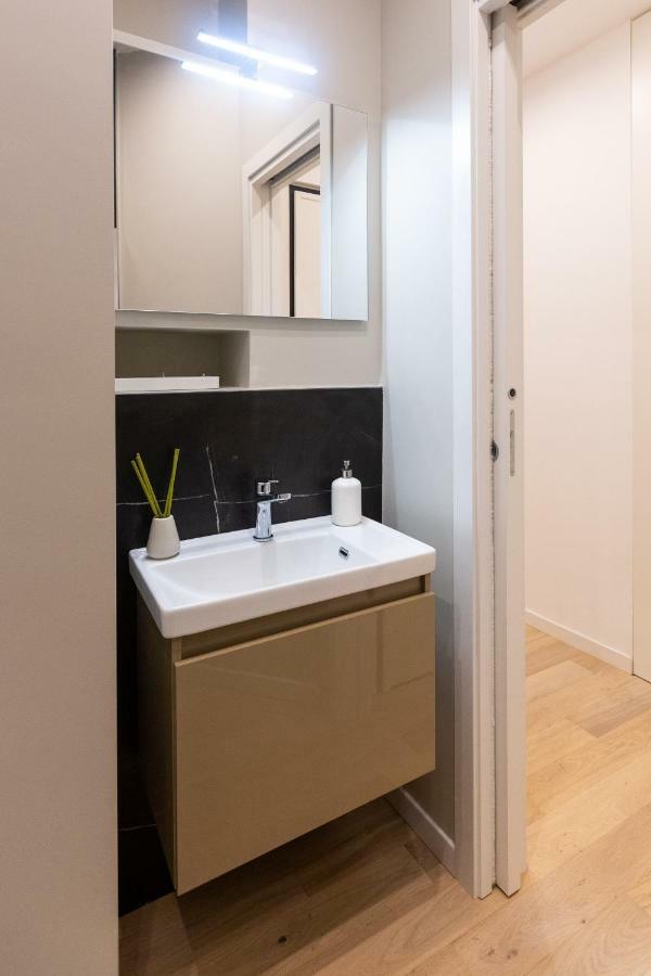 Apartment Bocconi 1 Milaan Buitenkant foto